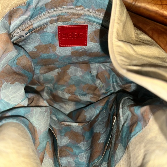 HOBO leather Intl bag Hobo shape & style - Picture 8 of 11